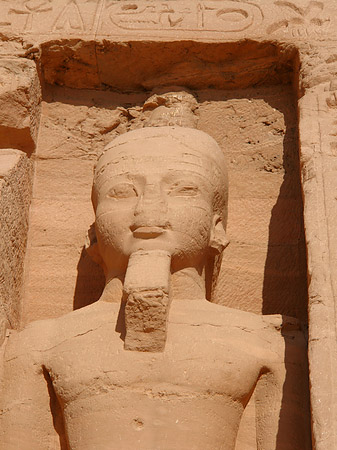 Kolosstatue König Ramses II