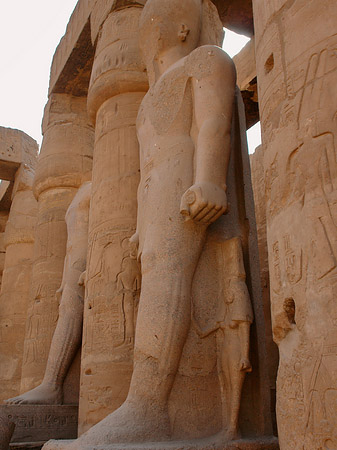 Statuen am Luxor Tempel