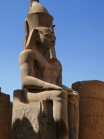 Fotos Statuen am Luxor Tempel