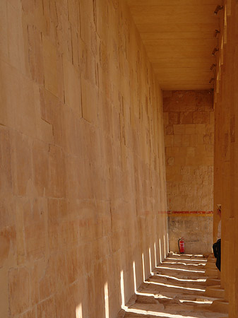 Eingang zu Tempel der Hatschepsut Fotos