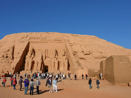 Foto Tempel mit Himmel - Abu Simbel