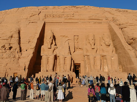 Fotos Tempel mit Himmel | Abu Simbel